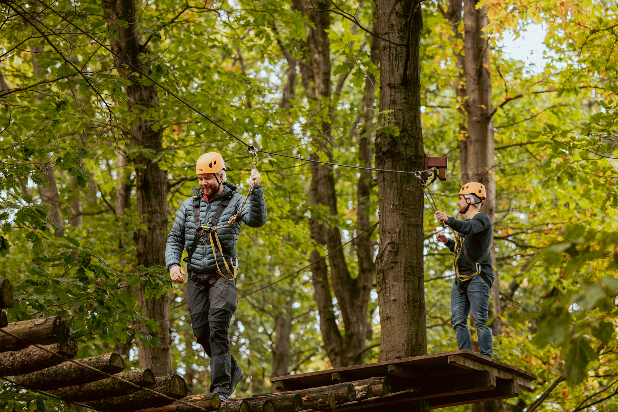 Winter Klim & Zip 15 svg+xml;charset=utf